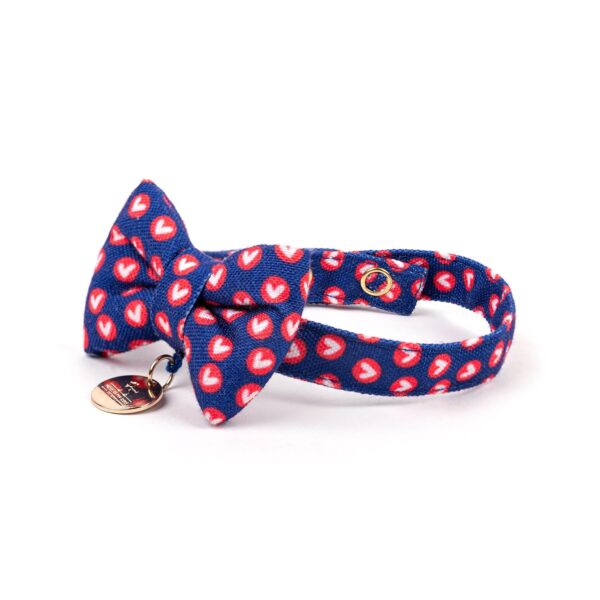 HUFT Heartpop Printed Bow Tie with Strap for Cats - Deep Blue